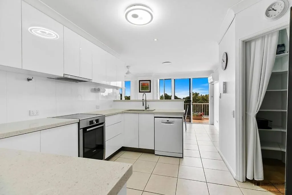 Penthouse On Woorim Apartment